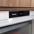 Miele FNUS 7040 D Built-in freezers (built-under), 82 cm niche height